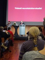 Uusi puheenjohtaja jäsenillaassa